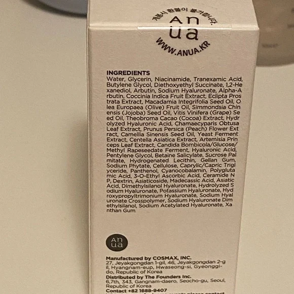 Niacinamide 10% + TXA 4% Serum - Red - Picture 2 of 6